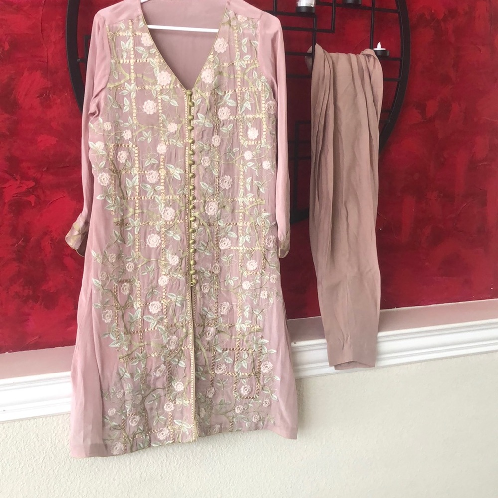 Silk shirt & pants on shirt embroidery